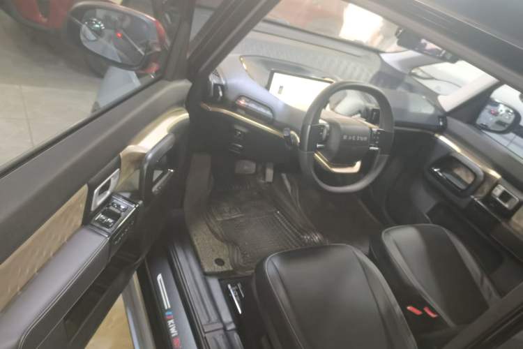 Used Baojun KiWi EV 2021 Designer Lithium Iron Phosphate Interior 3