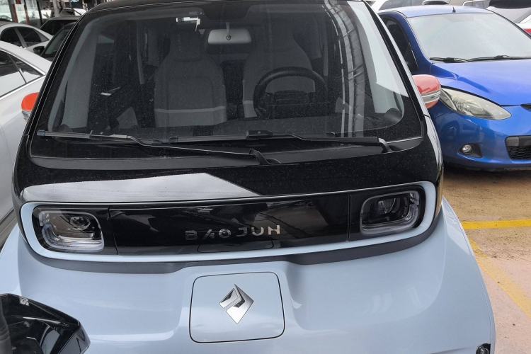 Used Baojun KiWi EV 2021 Artist Model Ternary Lithium Interior 6