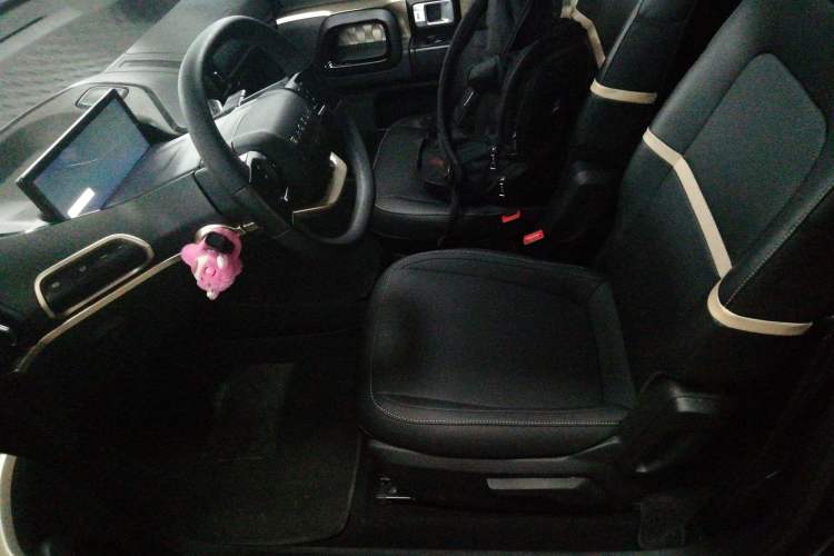 Used Baojun KiWi EV 2021 Designer Lithium Iron Phosphate Left Front Seat