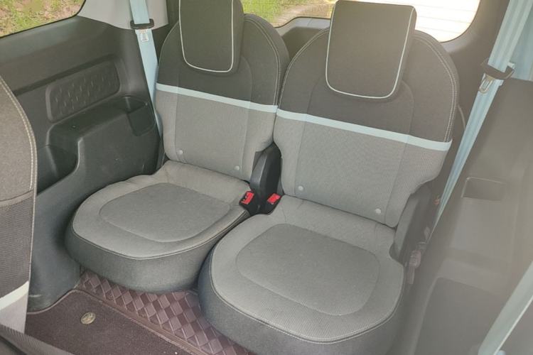 Used Baojun KiWi EV 2021 Designer Lithium Iron Phosphate Left Rear Seat