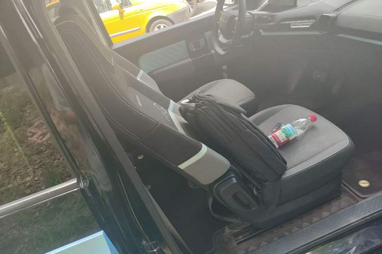 Used Baojun KiWi EV 2021 Designer Lithium Iron Phosphate Right Front Seat