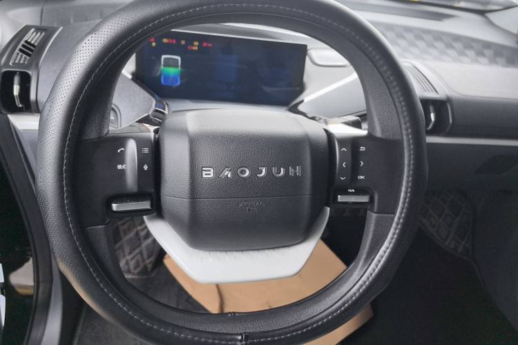Used Baojun KiWi EV 2021 Artist Model Ternary Lithium Steering Wheel