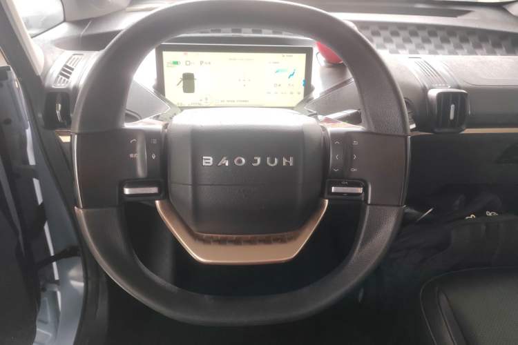 Used Baojun KiWi EV 2021 Artist Model Ternary Lithium Steering Wheel