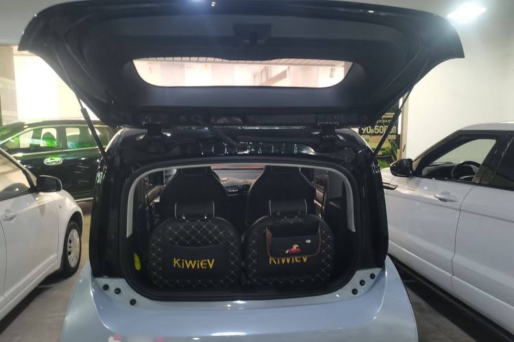 Used Baojun KiWi EV 2021 Designer Lithium Iron Phosphate Trunk