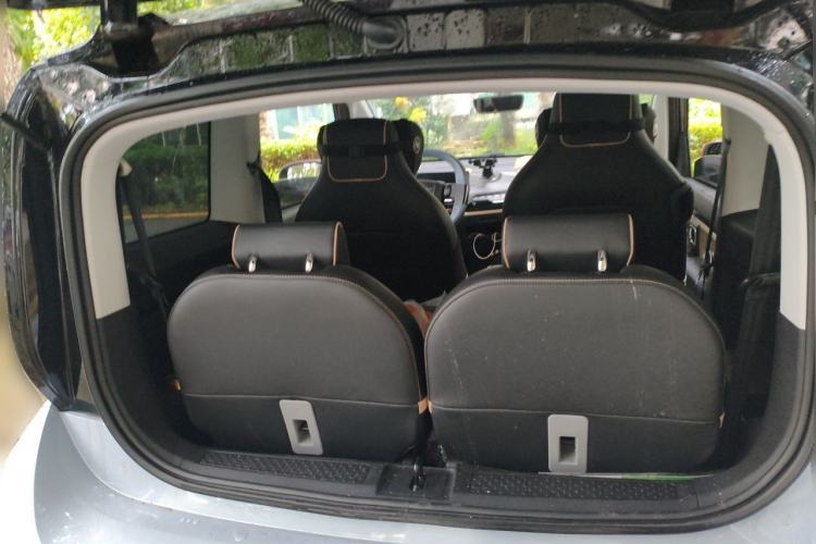 Used Baojun KiWi EV 2021 Artist Model Lithium Iron Phosphate Trunk