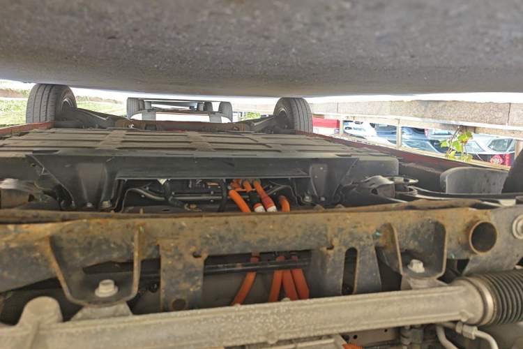 Used Baojun KiWi EV 2021 Designer Lithium Iron Phosphate Chassis Front