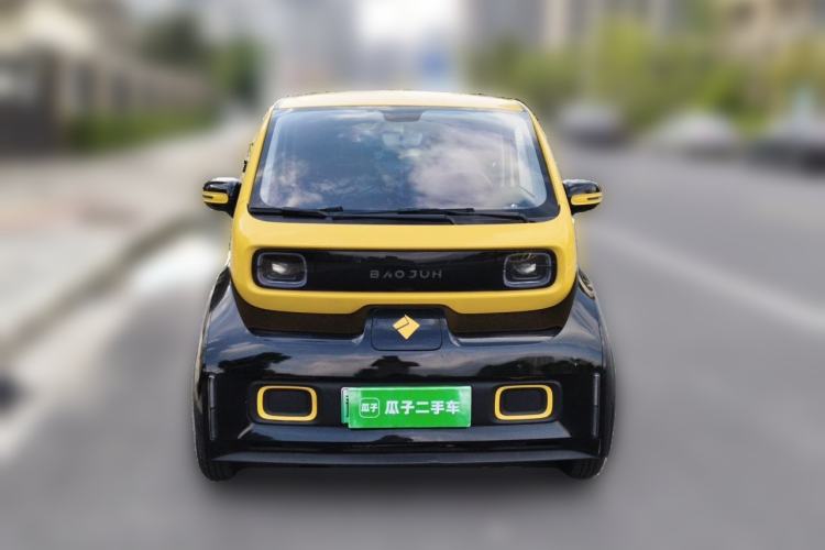 Used Baojun KiWi EV 2021 Artist Model Ternary Lithium Front