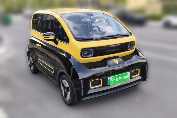 Used Baojun KiWi EV 2021 Artist Model Ternary Lithium Front Right 45 Deg
