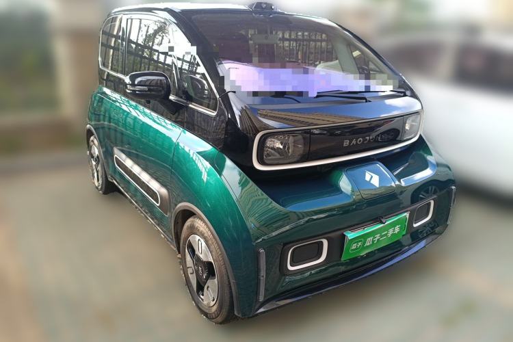 Used Baojun KiWi EV 2021 Designer Lithium Iron Phosphate Front Right 45 Deg
