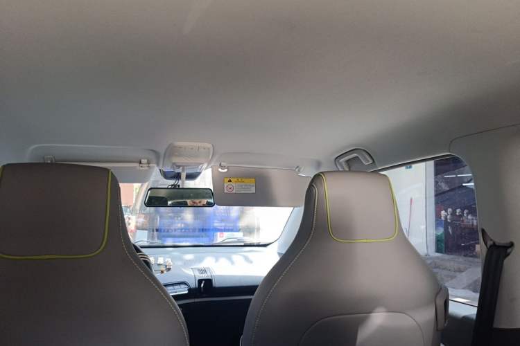 Used Baojun KiWi EV 2021 Designer Lithium Iron Phosphate Headliner