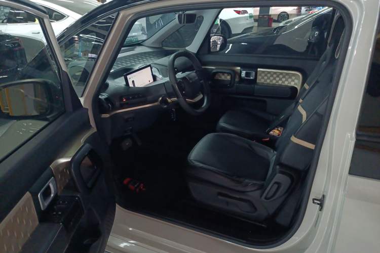 Used Baojun KiWi EV 2021 Designer Lithium Iron Phosphate Driver Seat