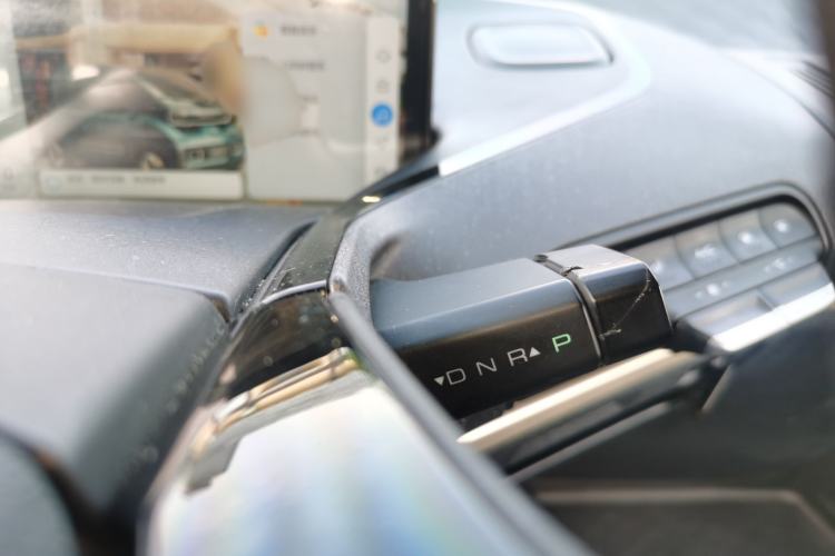Used Baojun KiWi EV 2021 Artist Model Lithium Iron Phosphate Gear Lever