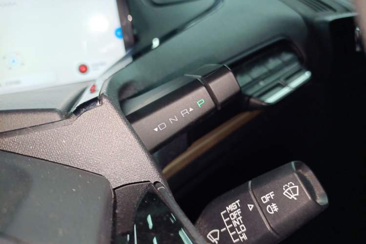 Used Baojun KiWi EV 2021 Designer Lithium Iron Phosphate Gear Lever