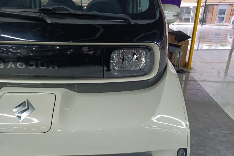 Used Baojun KiWi EV 2021 Designer Lithium Iron Phosphate Left Front Headlight
