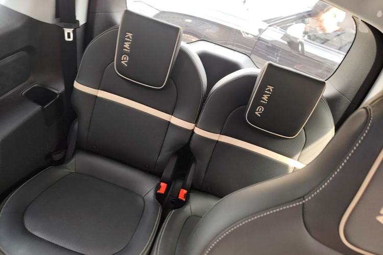 Used Baojun KiWi EV 2021 Artist Model Lithium Iron Phosphate Left Rear Seat