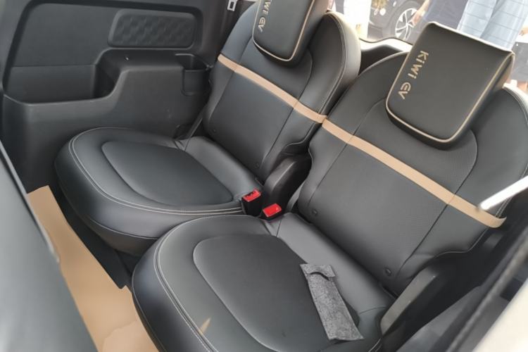 Used Baojun KiWi EV 2021 Artist Model Ternary Lithium Left Rear Seat
