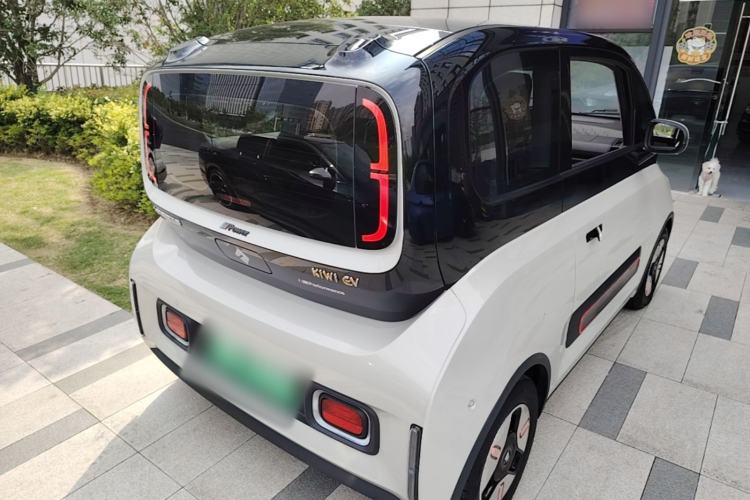 Used Baojun KiWi EV 2021 Artist Model Lithium Iron Phosphate Rear Right 45 Deg