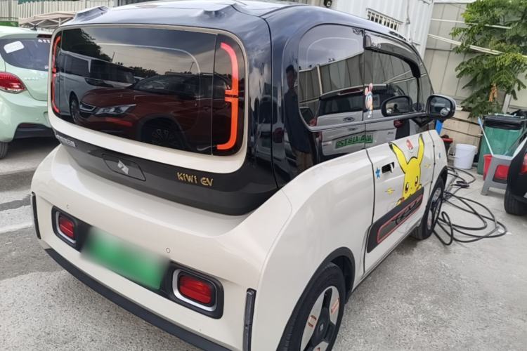 Used Baojun KiWi EV 2021 Artist Model Ternary Lithium Rear Right 45 Deg