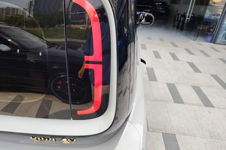 Used Baojun KiWi EV 2021 Artist Model Lithium Iron Phosphate Right Rear Taillight