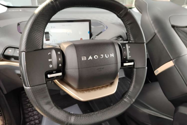 Used Baojun KiWi EV 2021 Artist Model Lithium Iron Phosphate Steering Wheel