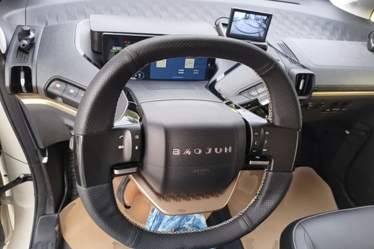 Used Baojun KiWi EV 2021 Artist Model Ternary Lithium Steering Wheel