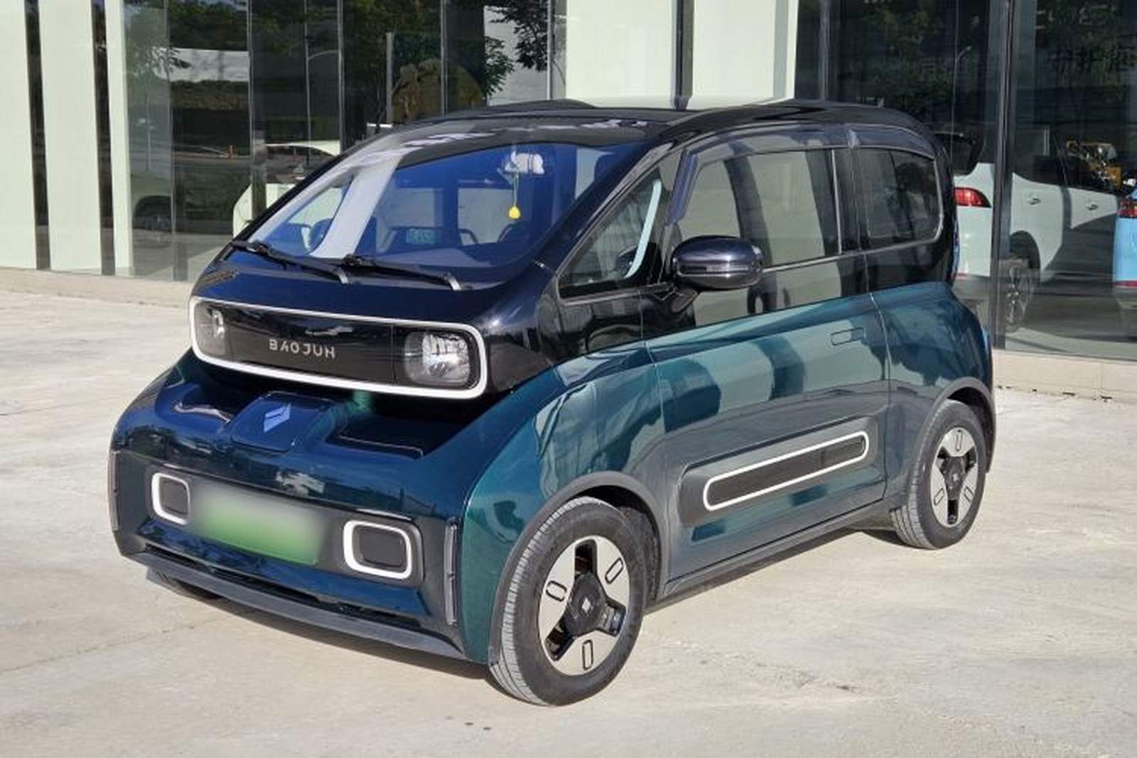 Фото Baojun с площадки