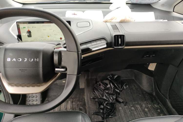 Used Baojun KiWi EV 2021 Designer Ternary Lithium Audio And AC Panel