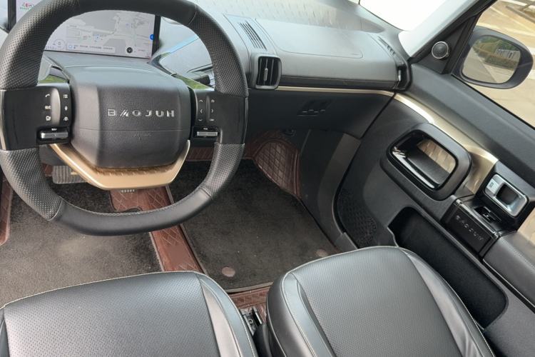 Used Baojun KiWi EV 2021 Artist Model Lithium Iron Phosphate Center Console