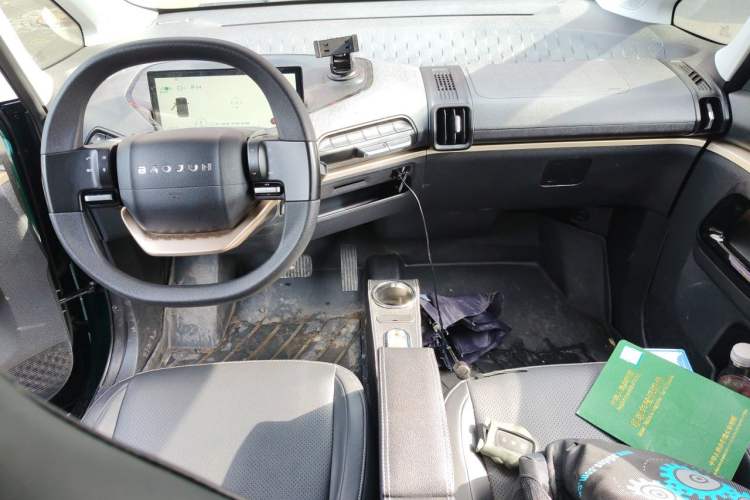 Used Baojun KiWi EV 2021 Artist Model Ternary Lithium Center Console