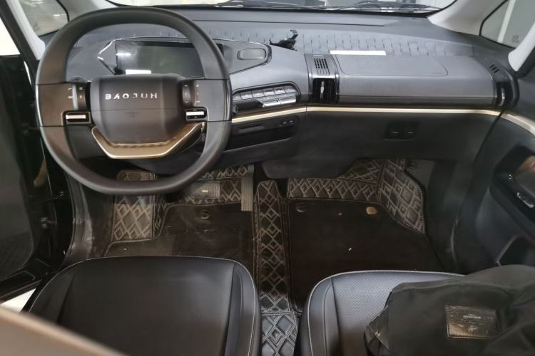 Used Baojun KiWi EV 2021 Designer Ternary Lithium Center Console