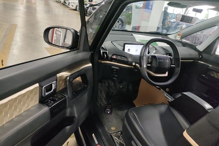 Used Baojun KiWi EV 2021 Artist Model Lithium Iron Phosphate Driver Seat