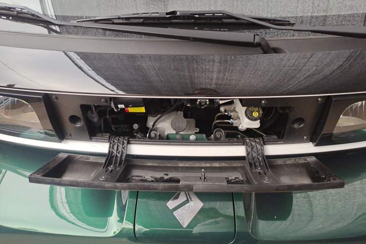 Used Baojun KiWi EV 2021 Designer Ternary Lithium Engine Bay