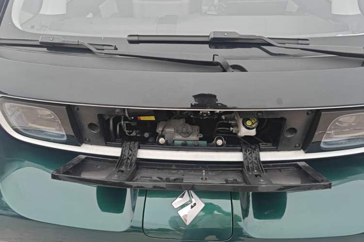 Used Baojun KiWi EV 2021 Artist Model Lithium Iron Phosphate Engine Bay