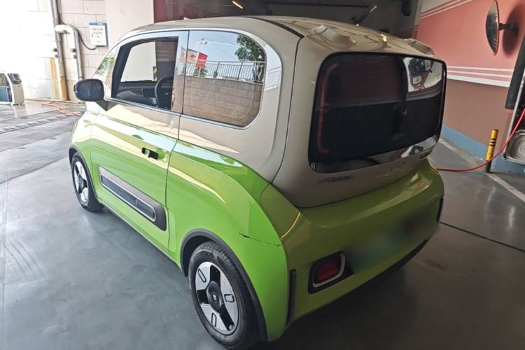 Used Baojun KiWi EV 2021 Artist Model Lithium Iron Phosphate Exterior 2