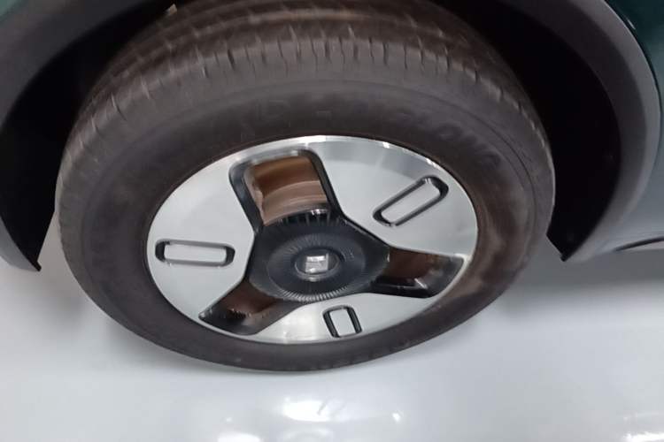 Used Baojun KiWi EV 2021 Artist Model Ternary Lithium Exterior 5