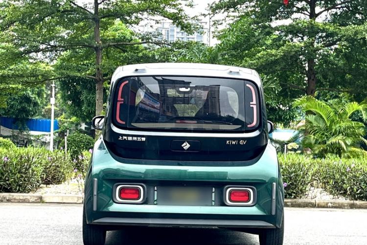 Used Baojun KiWi EV 2021 Artist Model Lithium Iron Phosphate Exterior 6