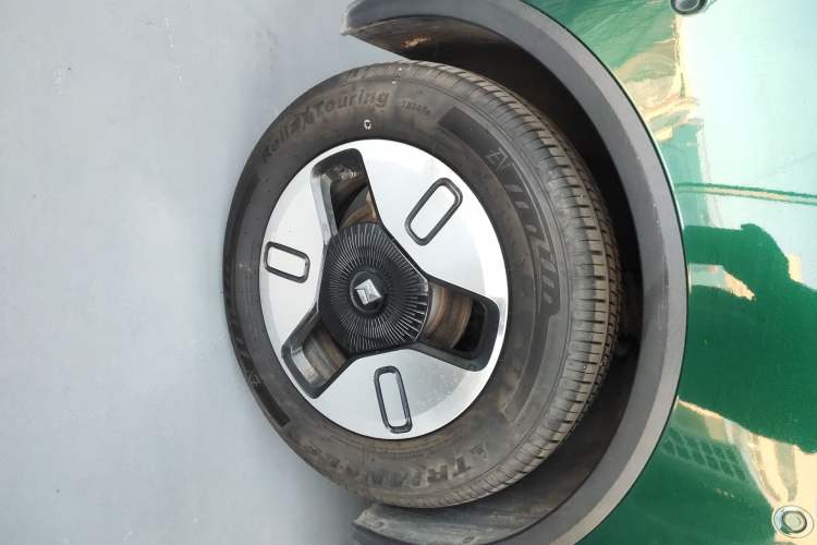 Used Baojun KiWi EV 2021 Artist Model Lithium Iron Phosphate Exterior 8