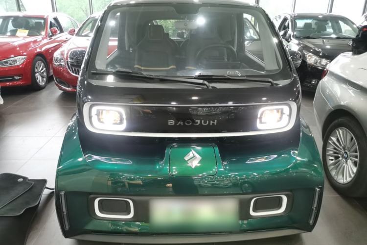 Used Baojun KiWi EV 2021 Artist Model Lithium Iron Phosphate Front