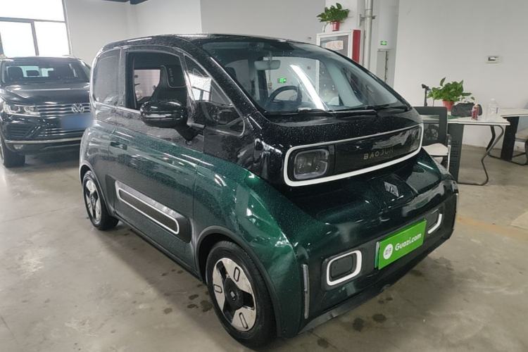 Used Baojun KiWi EV 2021 Artist Model Lithium Iron Phosphate Front Right 45 Deg