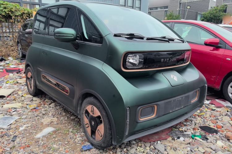 Used Baojun KiWi EV 2021 Designer Lithium Iron Phosphate Front Right 45 Deg