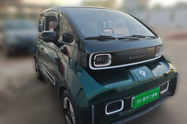Used Baojun KiWi EV 2021 Designer Lithium Iron Phosphate Front Right 45 Deg