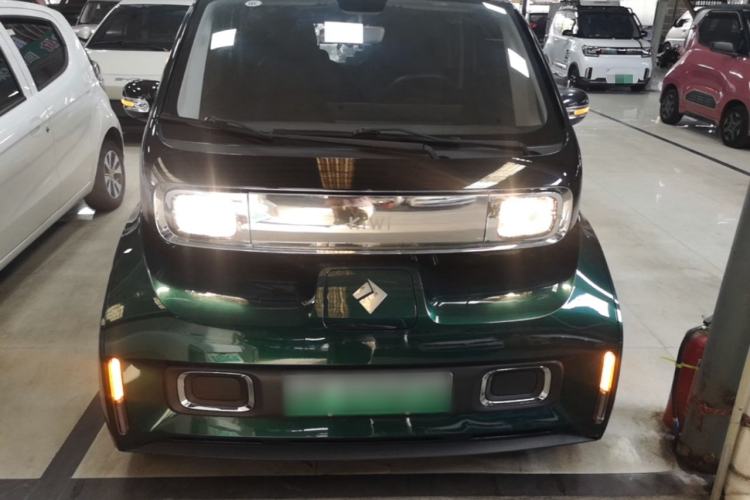 Used Baojun KiWi EV 2021 Artist Model Ternary Lithium Front