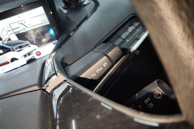 Used Baojun KiWi EV 2021 Designer Lithium Iron Phosphate Gear Lever