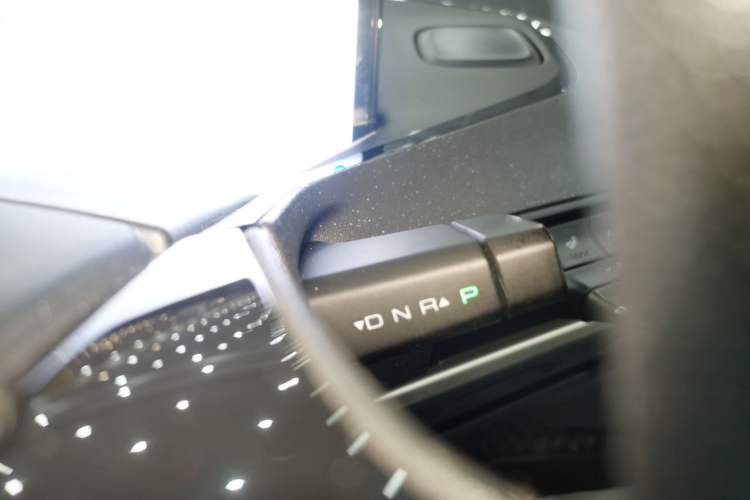 Used Baojun KiWi EV 2021 Artist Model Lithium Iron Phosphate Gear Lever