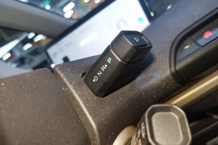 Used Baojun KiWi EV 2021 Designer Ternary Lithium Gear Lever