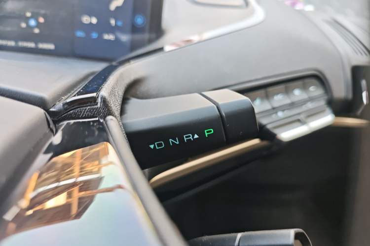 Used Baojun KiWi EV 2021 Designer Lithium Iron Phosphate Gear Lever