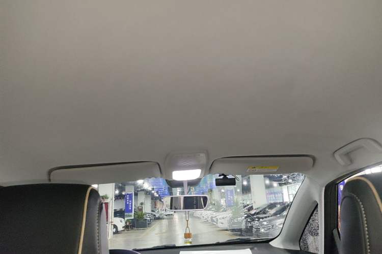 Used Baojun KiWi EV 2021 Artist Model Lithium Iron Phosphate Headliner