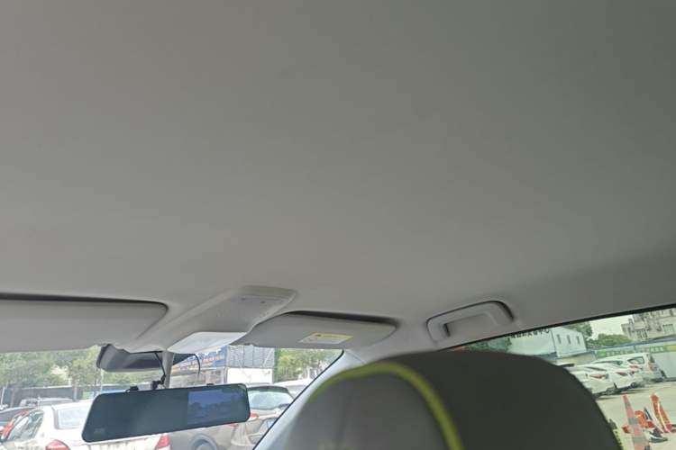 Used Baojun KiWi EV 2021 Artist Model Lithium Iron Phosphate Headliner