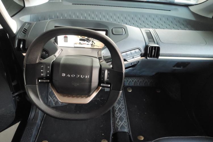 Used Baojun KiWi EV 2021 Artist Model Lithium Iron Phosphate Interior 2