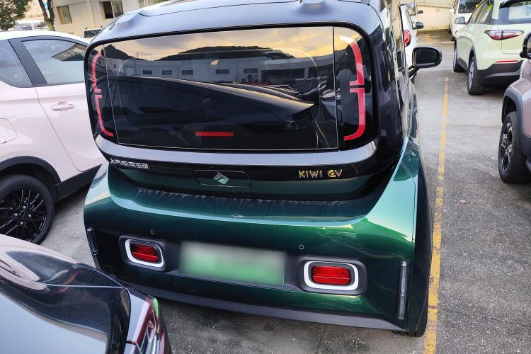 Used Baojun KiWi EV 2021 Designer Ternary Lithium Interior 5